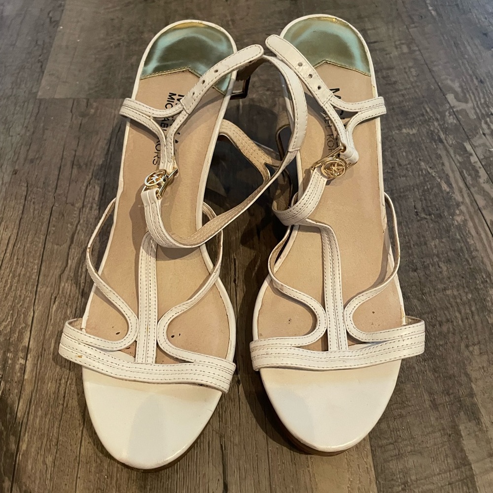 Michael Kors sandal wedge